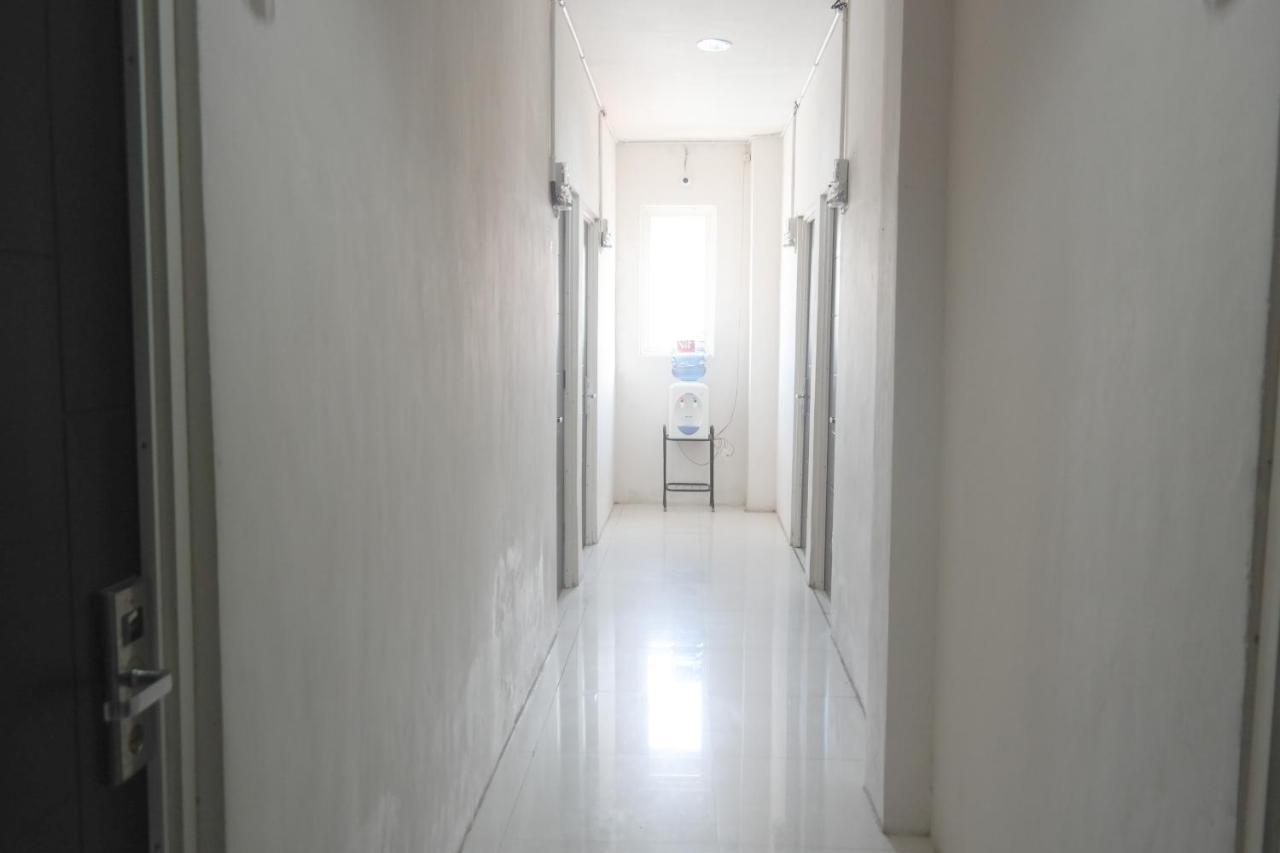 Reddoorz At Jalan Somba Opu Losari マカッサル エクステリア 写真